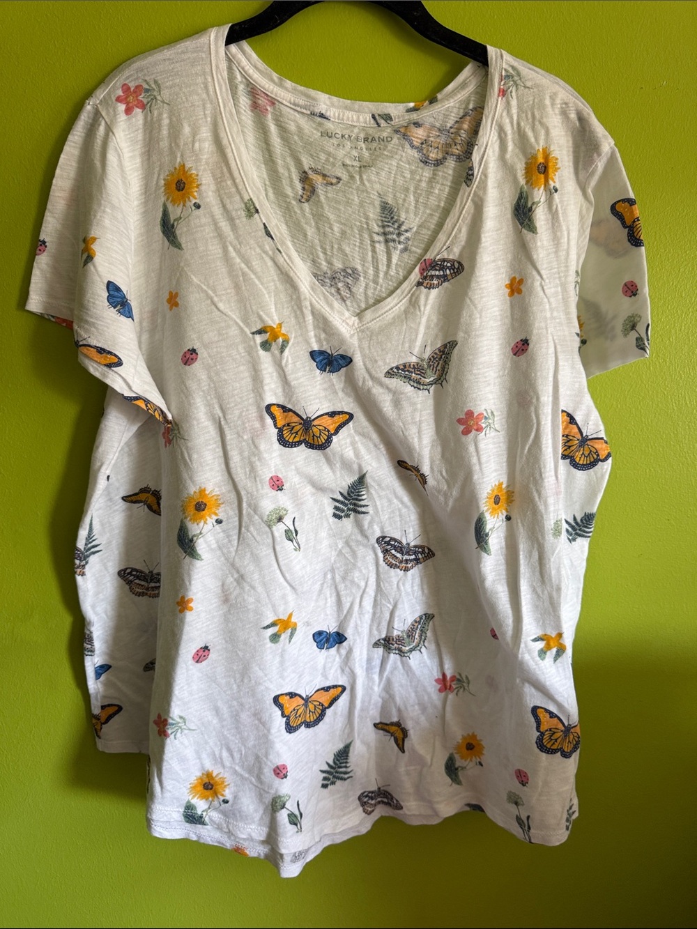 Lucky Brand White Birds & Butterflies Short Sleeve V Neck Tee Shirt Size XL
